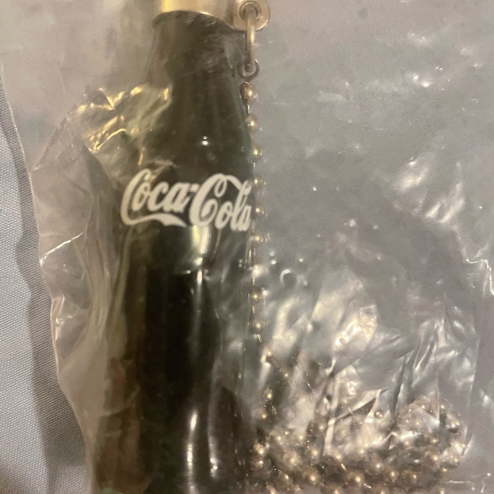 NWT Coca-Cola Fan Pull / Light Pull - Picture 5 of 6